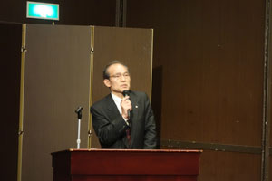 松岡孟所長の挨拶