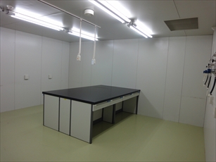 低温実験室の写真