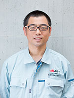 Yoshiki Shirahama, Researcher