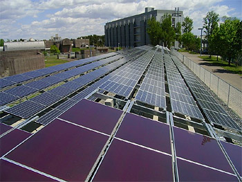 太陽光発電パビリオン「太陽の広場」の写真