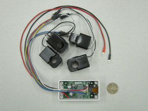 開発した電力計測器の写真（左：全体）