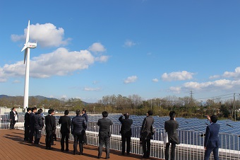 視察ツアー