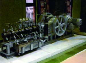 水素ガス圧縮機