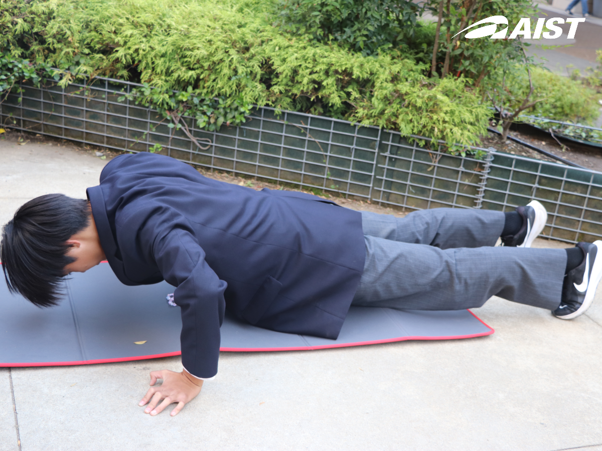 腕立て伏せ