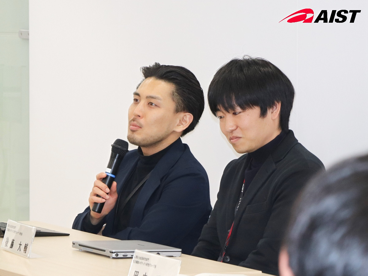 質問に応える古志さん