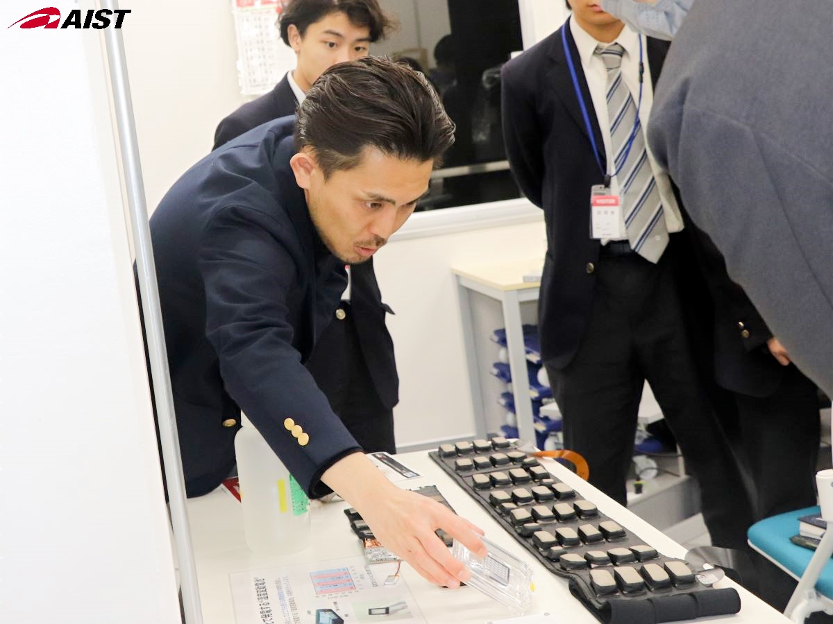 センサデバイスのデモンストレーション