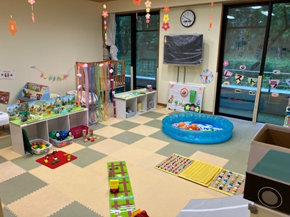 Petit Cherry play room
