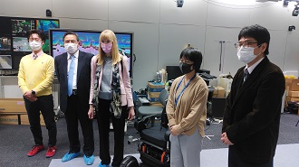 Photo: H.E. Ms. Ina Lepel at lab. tour