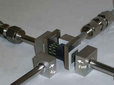 Photo 2:The tests confirmed that the SOFC cube bundle generated more than two watts of power