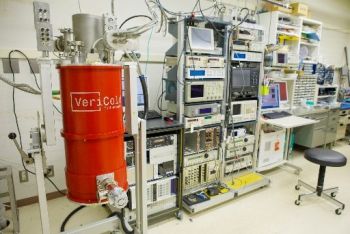 Photo:sensor part and spectrum measurement part