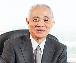 中鉢 良治 理事長の写真