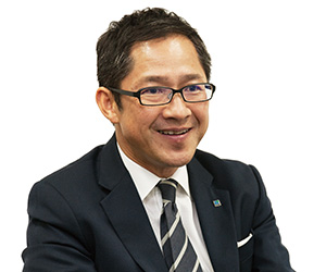 江崎 泰史部長の写真