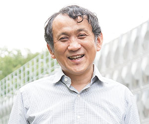加藤 薫主任研究員の写真
