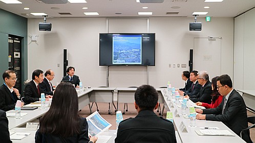 カンボジア経済財政大臣来訪の写真