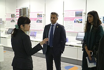 UAE大臣へのご説明の様子