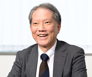 小原 春彦所長の写真