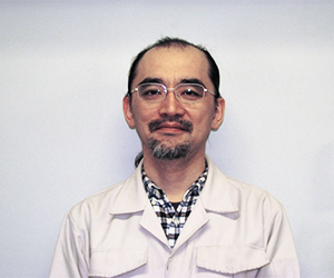 山田　修史主任研究員の写真