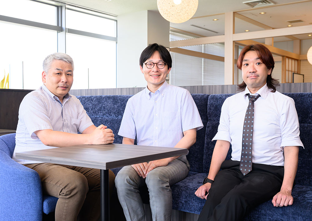 研究者たちの写真