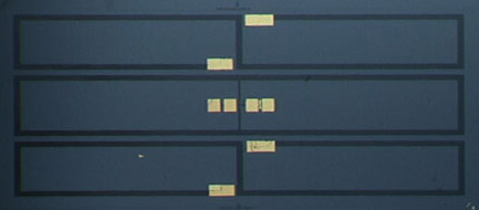 冷凍機システム用HTS-SQUIDグラジオメータの写真