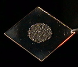 多孔質ガラス電解質膜-電極接合体写真