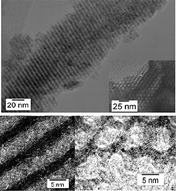 微結晶TiO2-P2O5ナノポ ーラス粉末の透過電子顕微鏡写真