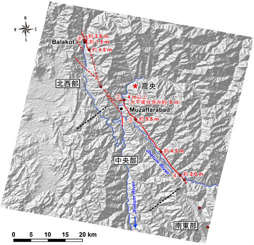 現地調査で確認された2005年パキスタン地震の地震断層地図1