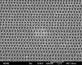 ナノドットパターンの作製例の写真