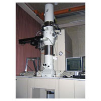 最新鋭電子顕微鏡の写真サムネイル画像