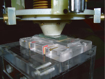 ヴァンダービルト大学のSQUID顕微鏡の磁場検出部分の写真