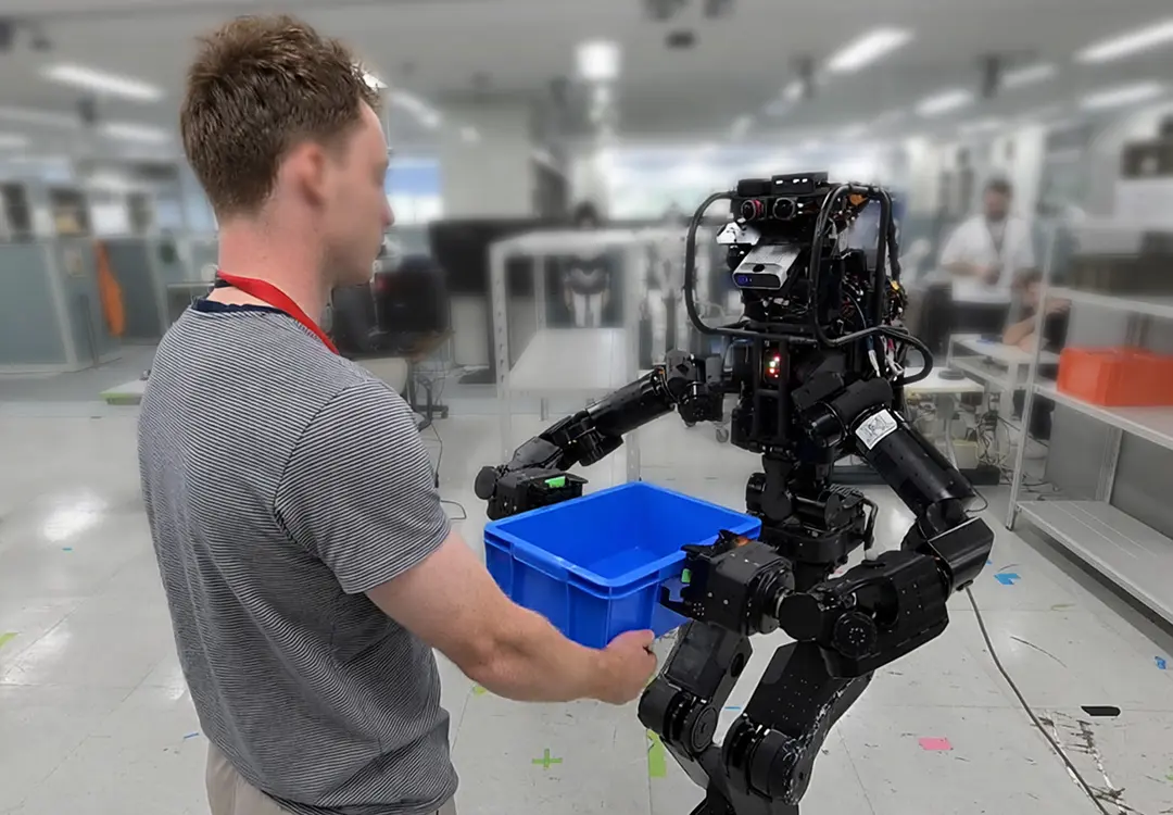 人型ロボットが荷物を運んで運んで運びまくる！ツアーのイメージ画像